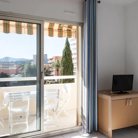 4 Pers, 10m, Clim, Parking - Fr-1-803-85 Apartmán