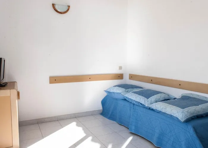 4 Pers, 10m, Clim, Parking - Fr-1-803-85 *