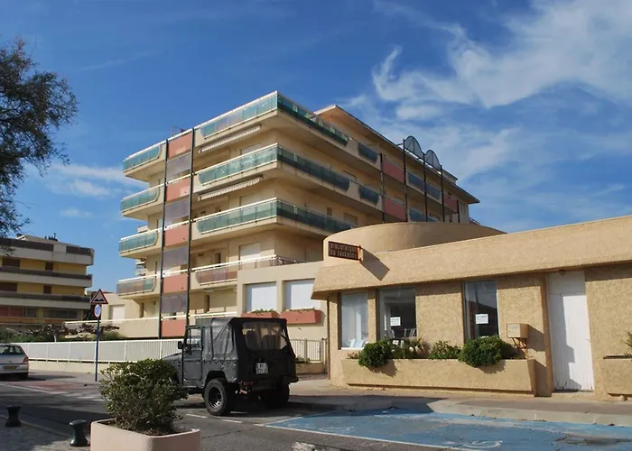 4 Pers, 10m, Clim, Parking - Fr-1-803-85 Apartman *